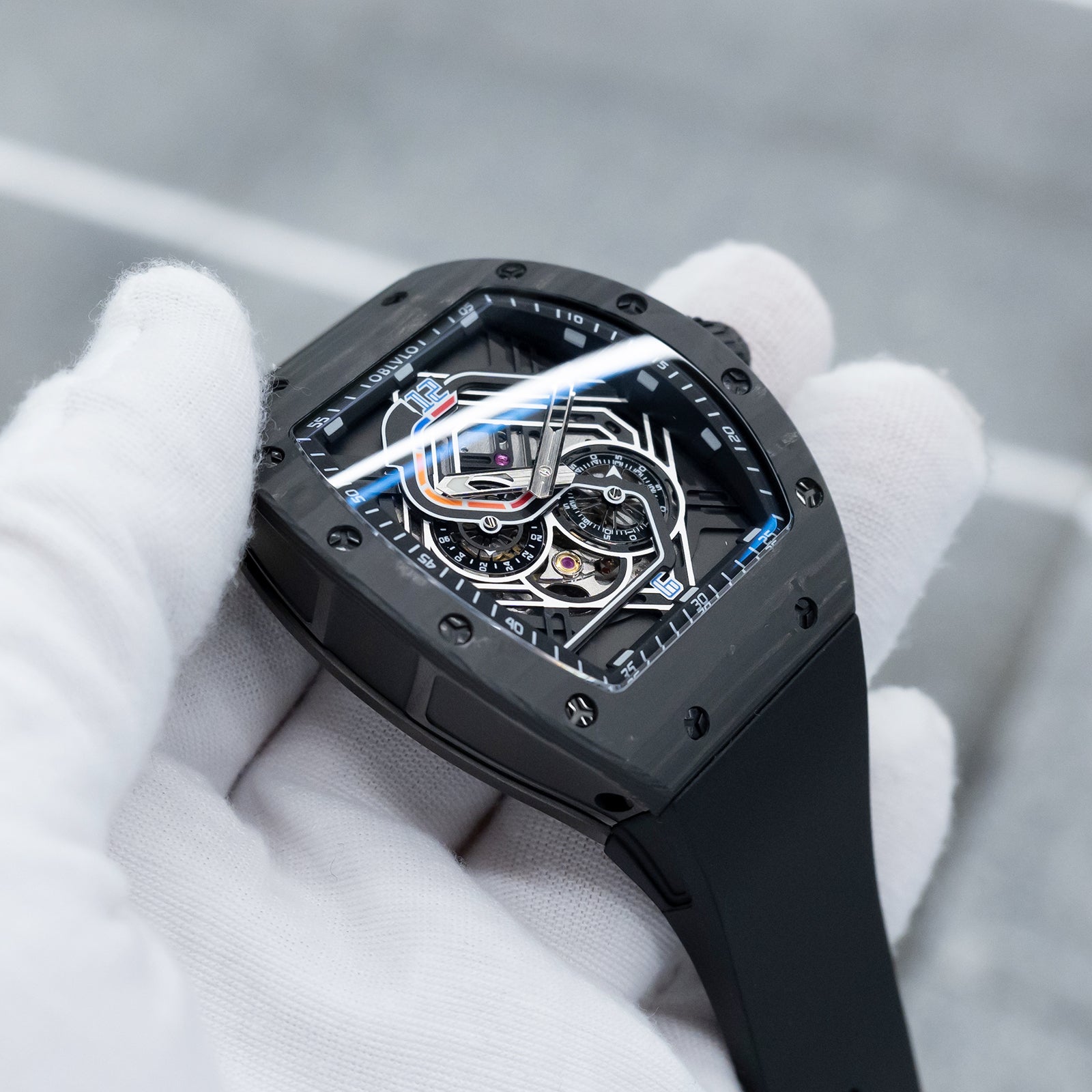 OBLVLO XM-RACING Mens Luxury Tonneau Watches - Unique Black Carbon Fib