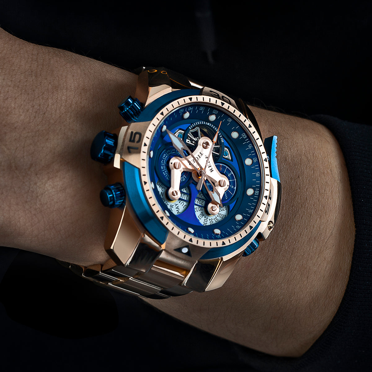 Reef Tiger Aurora Concept Luxury Skeleton Men's Automatic Rose Gold Wa