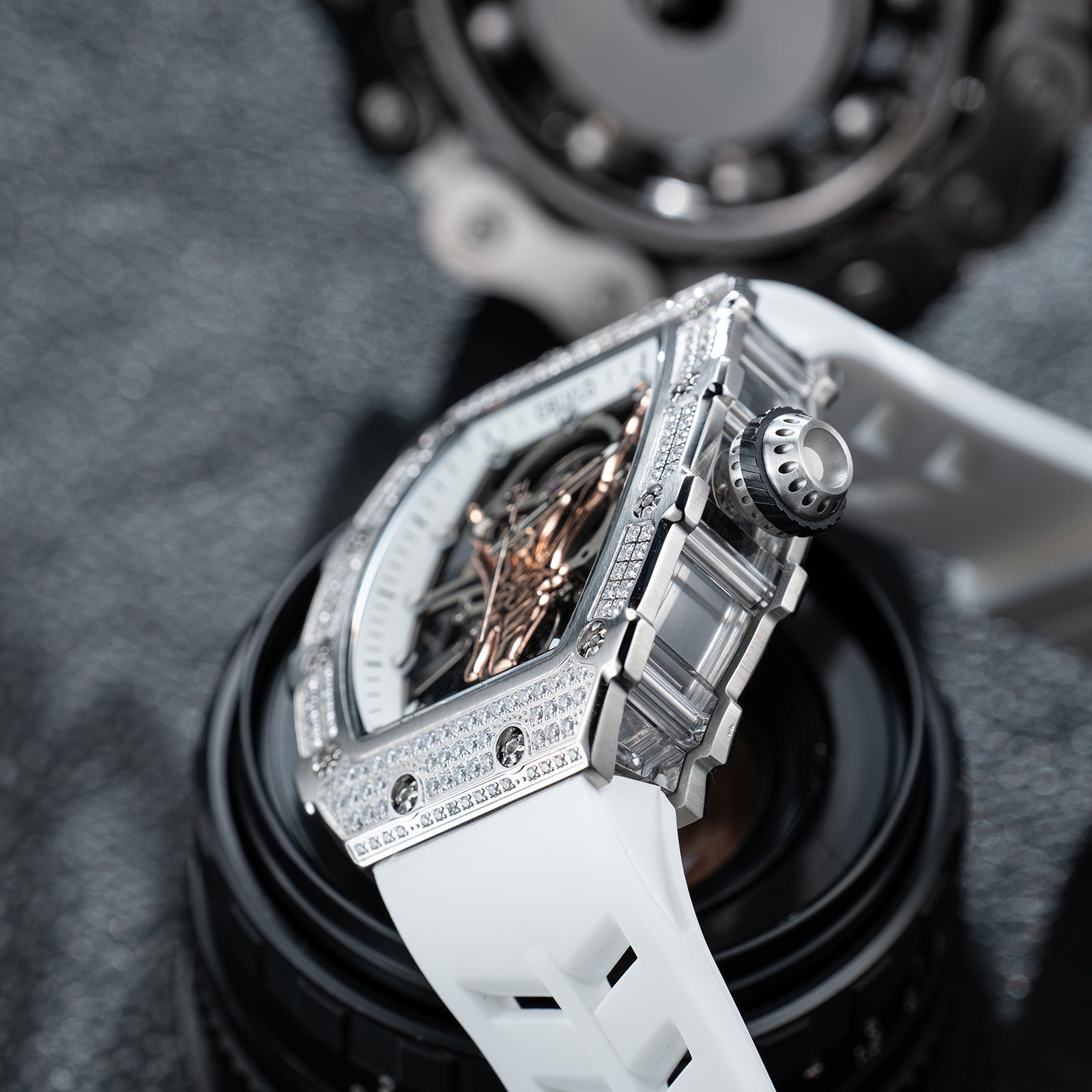 Luxury White Diamond Skeleton Automatic Watches for Men & Women - OBLV